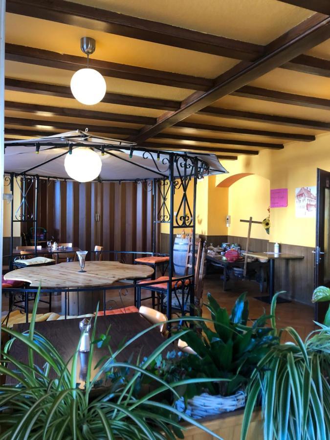 Chambres D'Hotes Le Passiflore Les Brenets Exterior photo